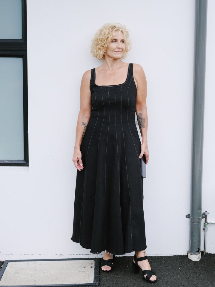 VIVIENNE STITCH DRS