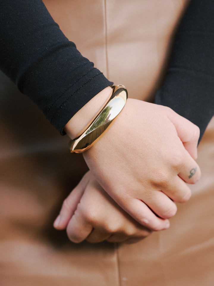 METALLIC CUFF