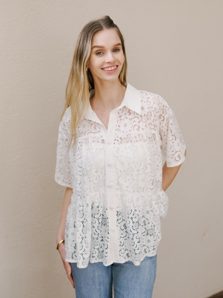 LARA LACE TOP