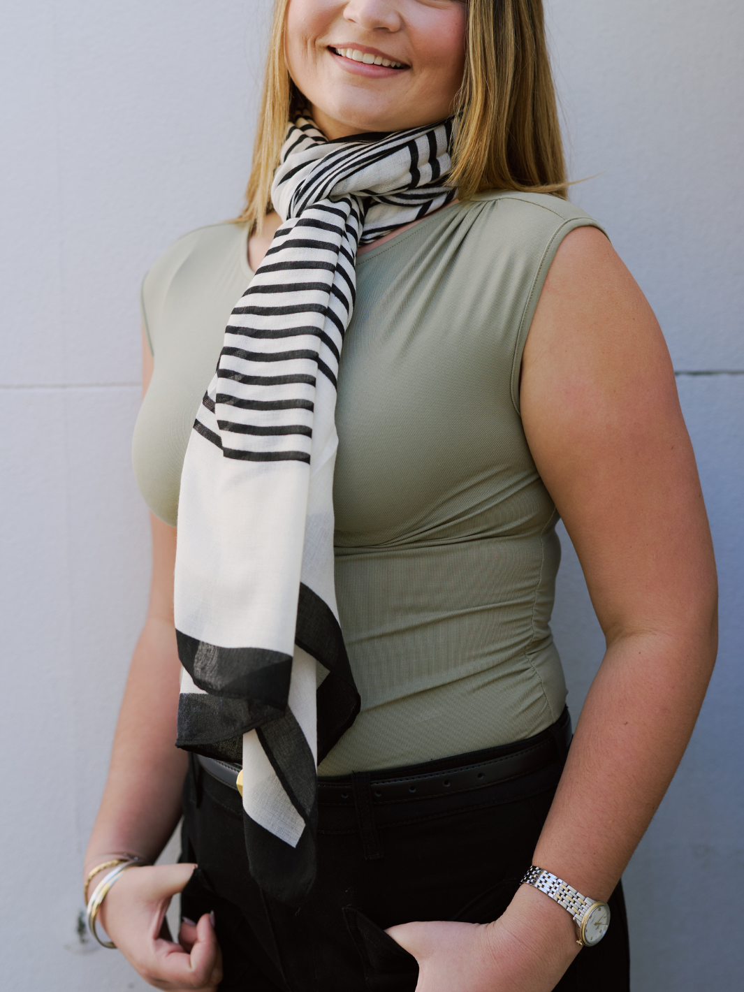 MONO LINEAR SCARF
