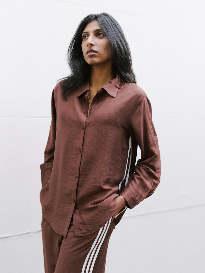 RACER BUTTON UP