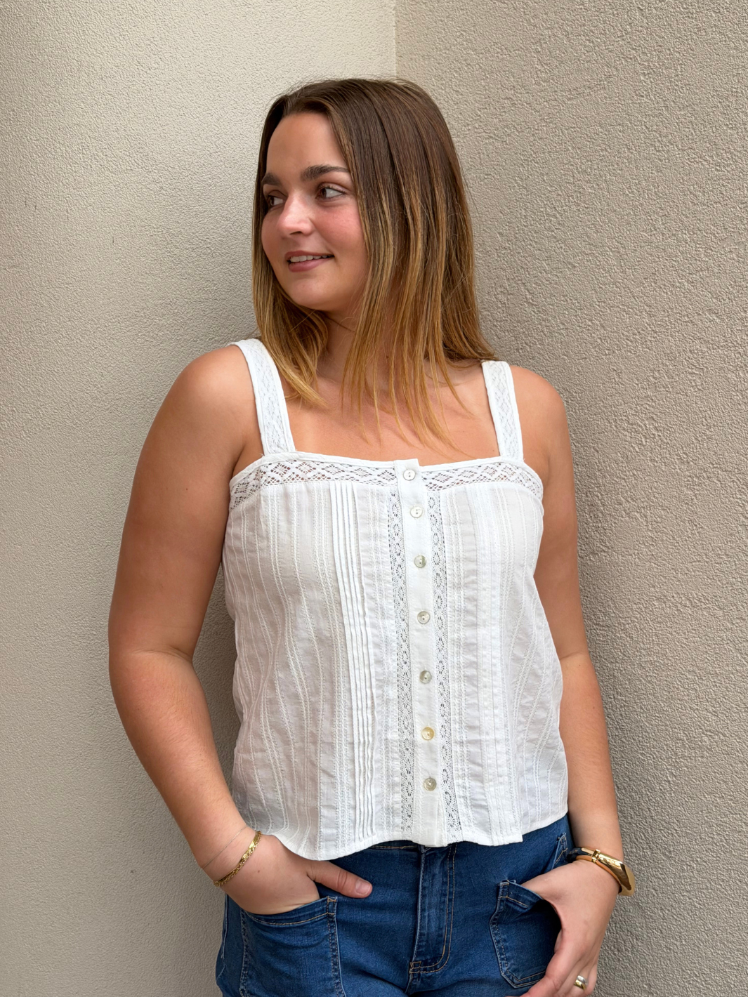 ARI COTTON LACE TOP
