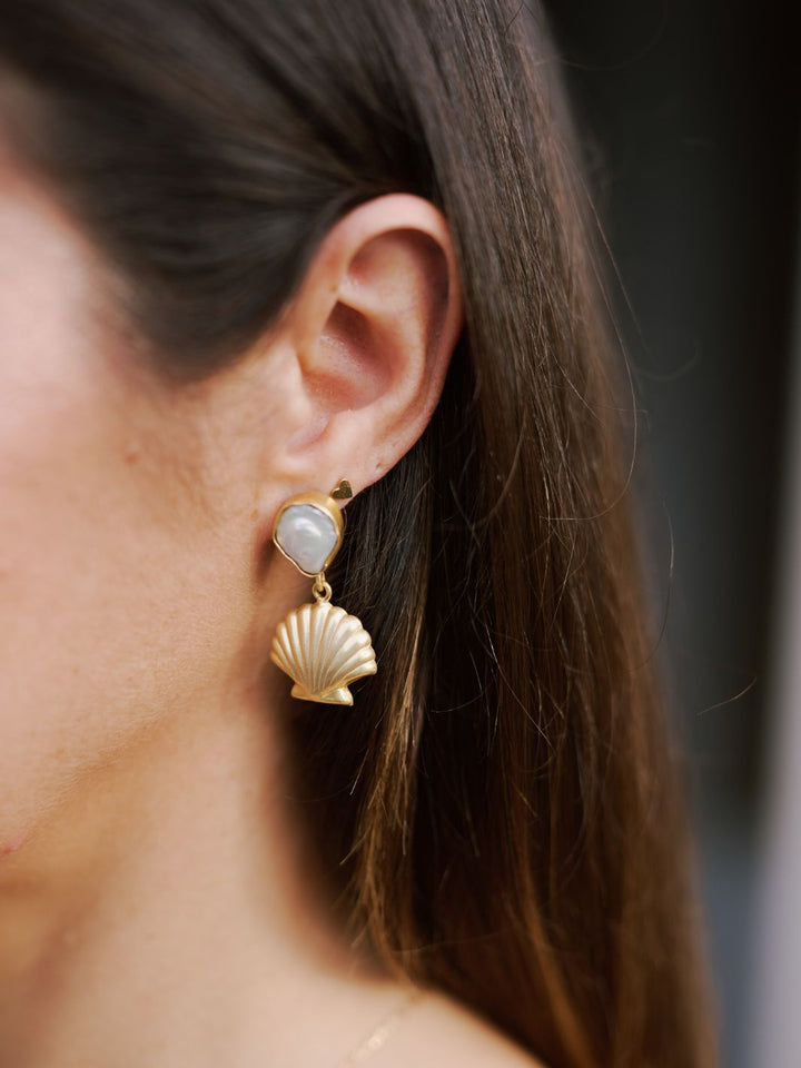 ADELLA PEARL EARRINGS