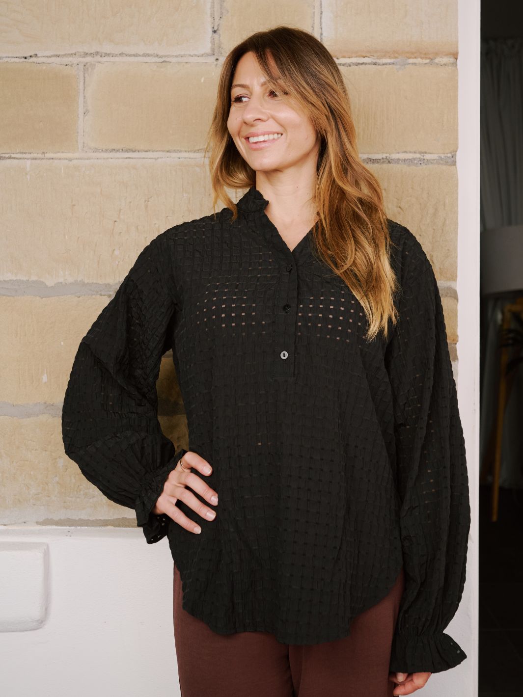 GINGHAM TEXTURE BLOUSE