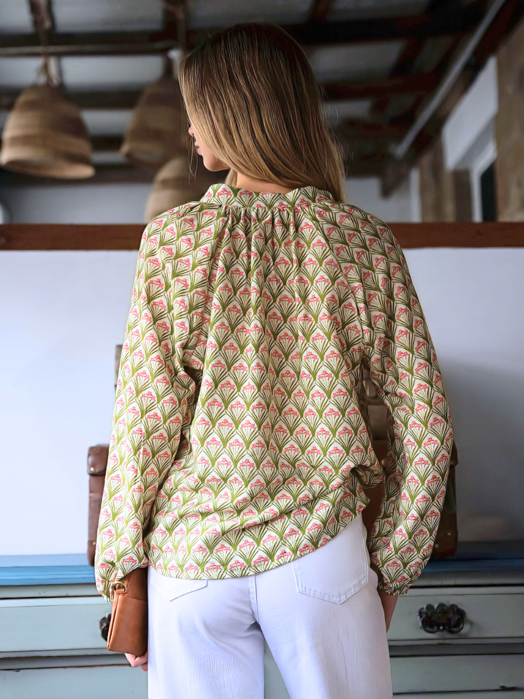 CORSAGE BLOUSE
