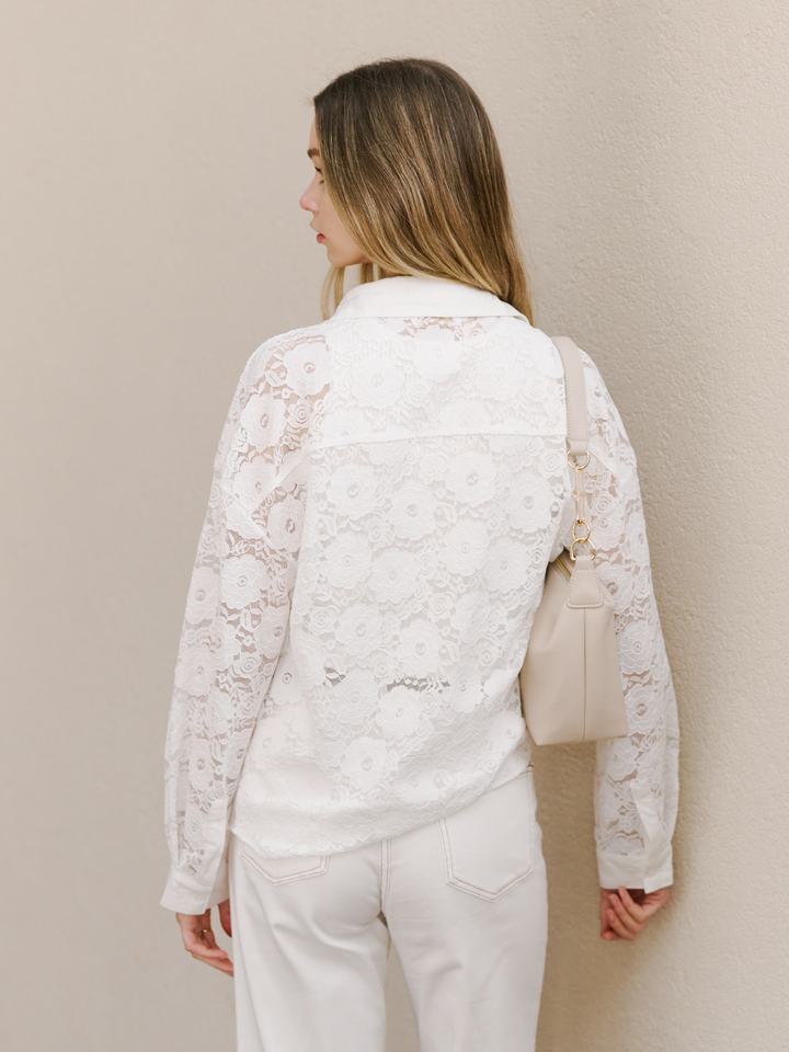 STRETCH LACE BLOUSE