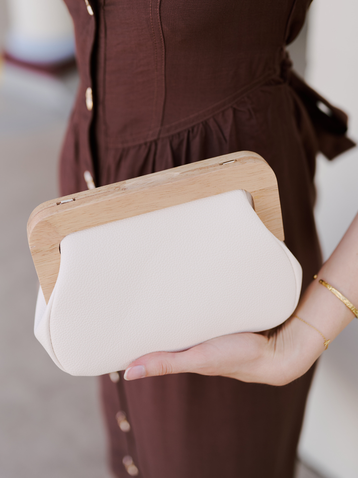 SERENITY CLUTCH
