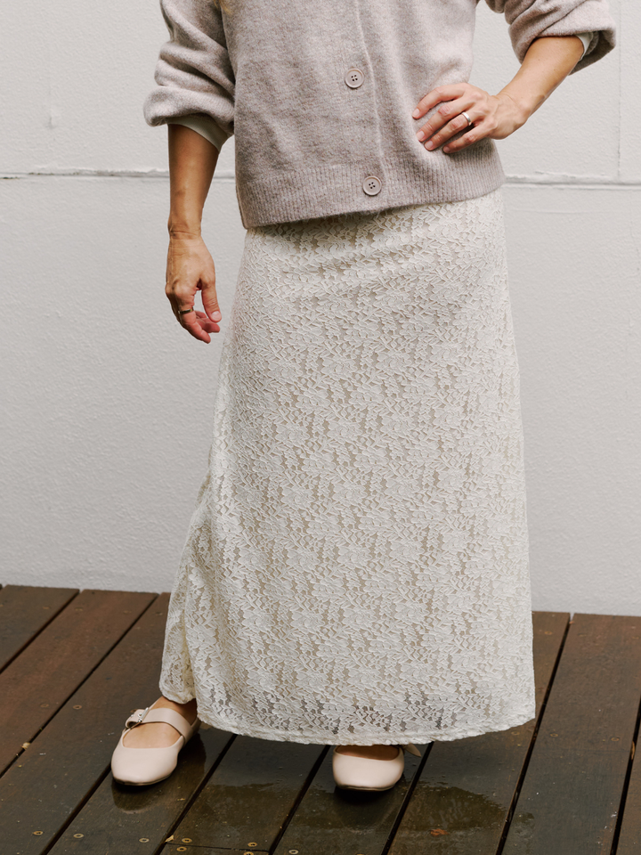 PALOMA LACE SKIRT
