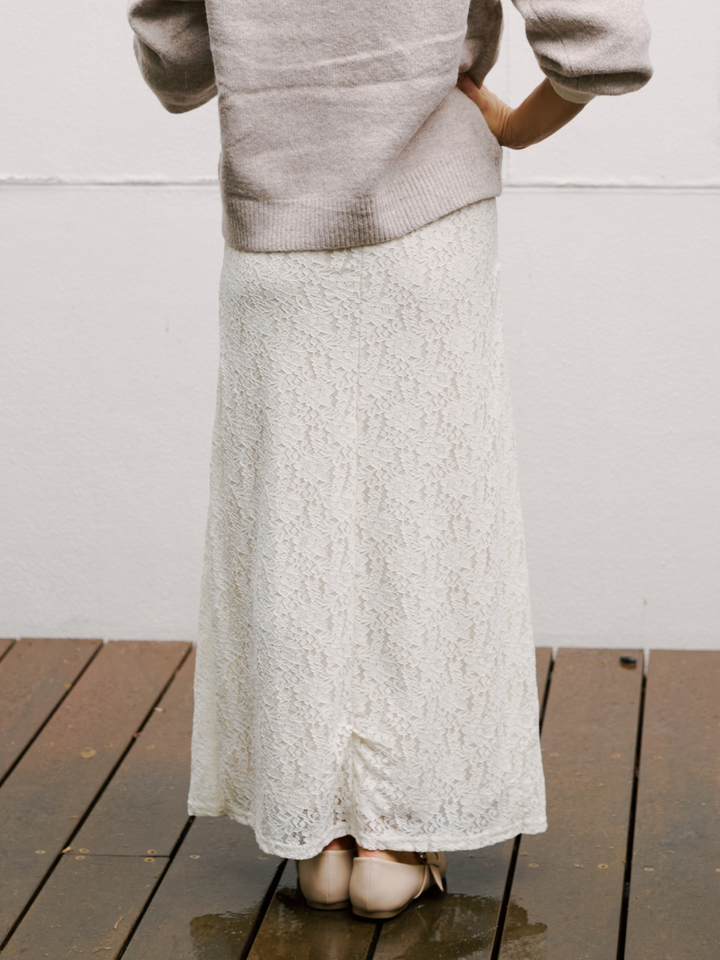 PALOMA LACE SKIRT