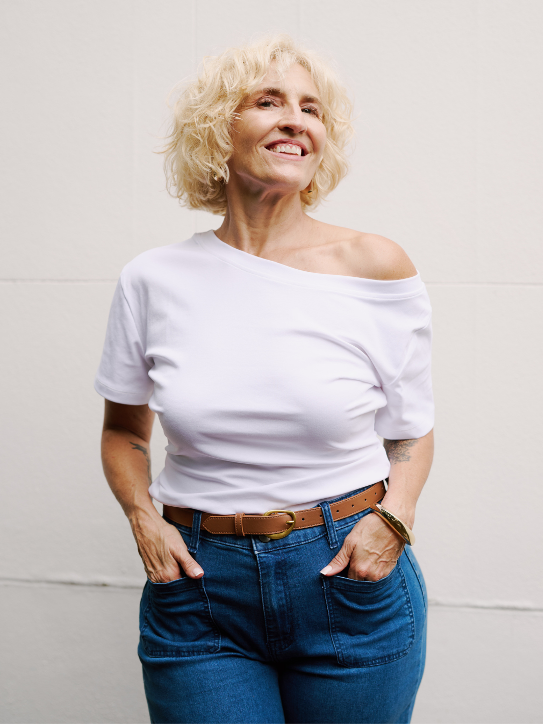 ONE SHOULDER TEE
