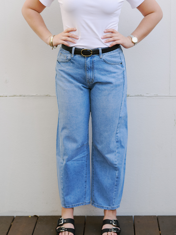 BARREL JEAN