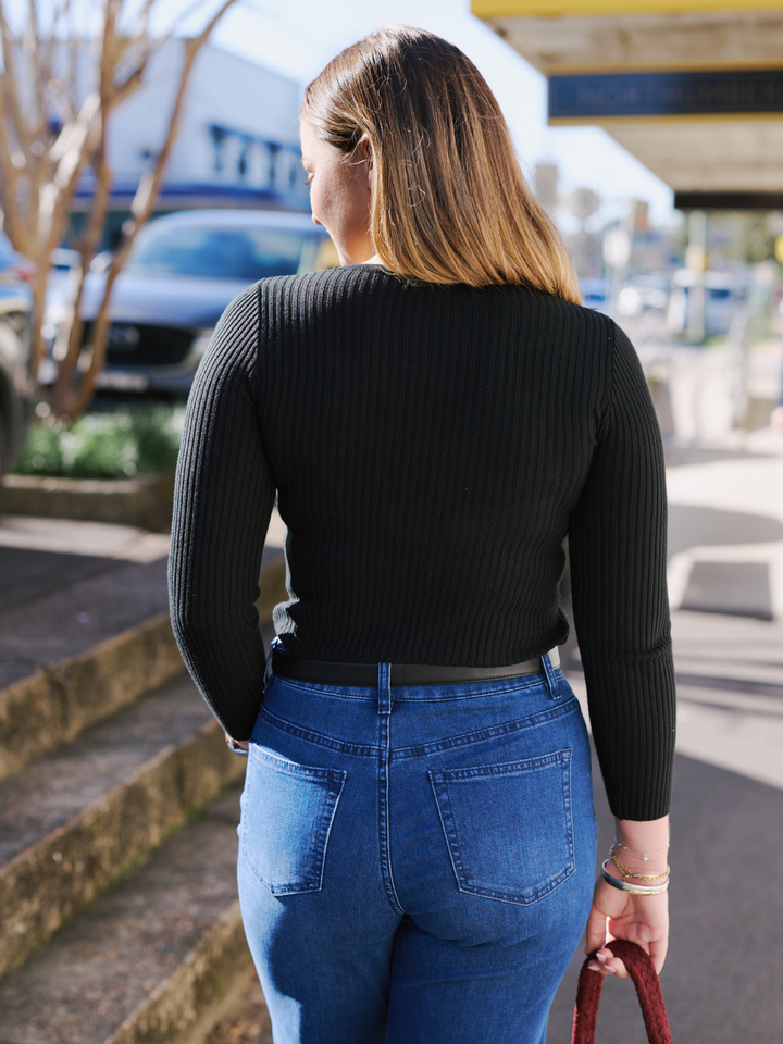 GRATITUDE ROUND NECK TOP