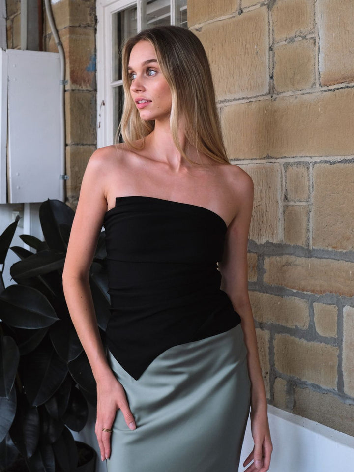 ZOE STRAPLESS TOP