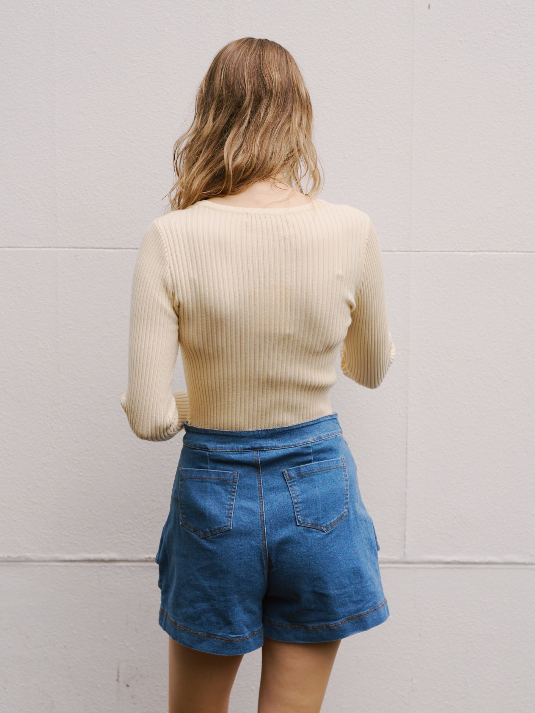 JULIA SHORT