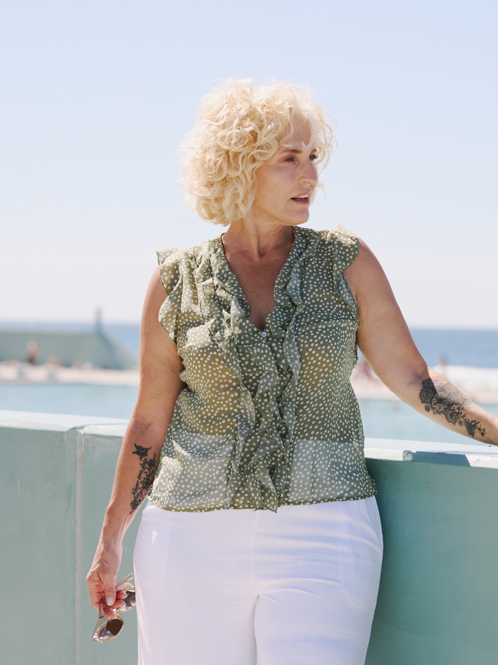 HADLEY POLKA SLEEVELESS BLOUSE