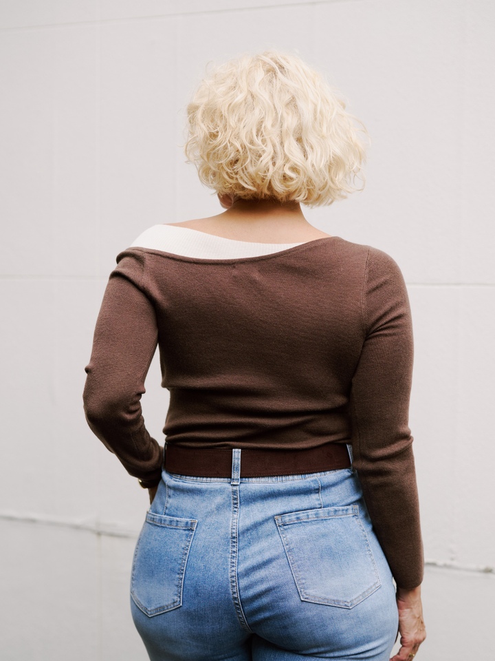 Long Sleeves Choc Off-shoulder Knit