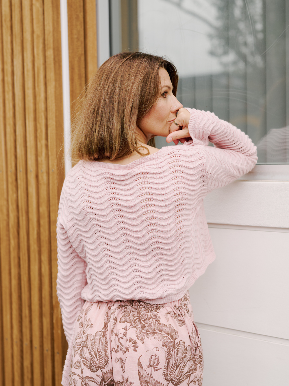 XS Pale Pink Oyster Crop Knit